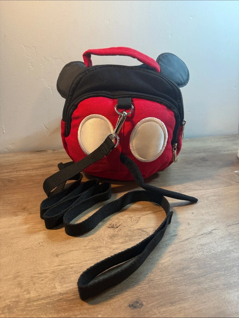 Mickey Mouse Toddler Safety Harness Backpack with Detachable Strap